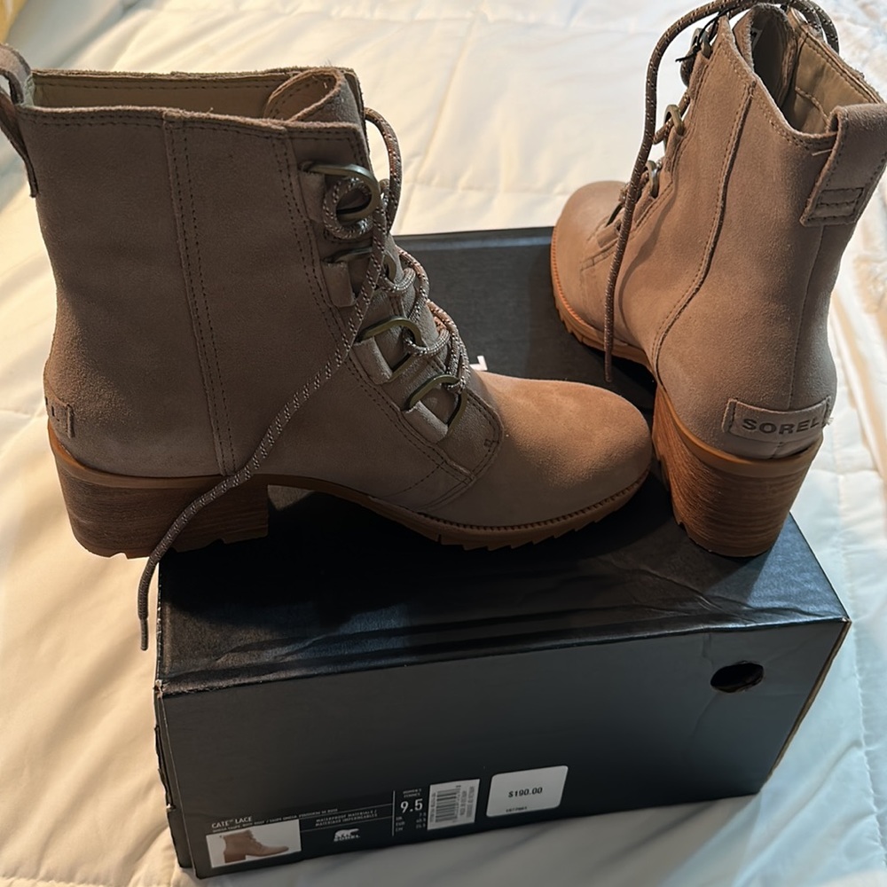 Sorel Cate Lace Boots